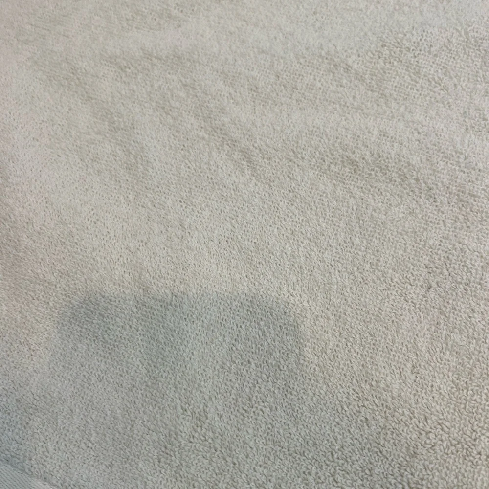 Brand new MESHKI large beach towel